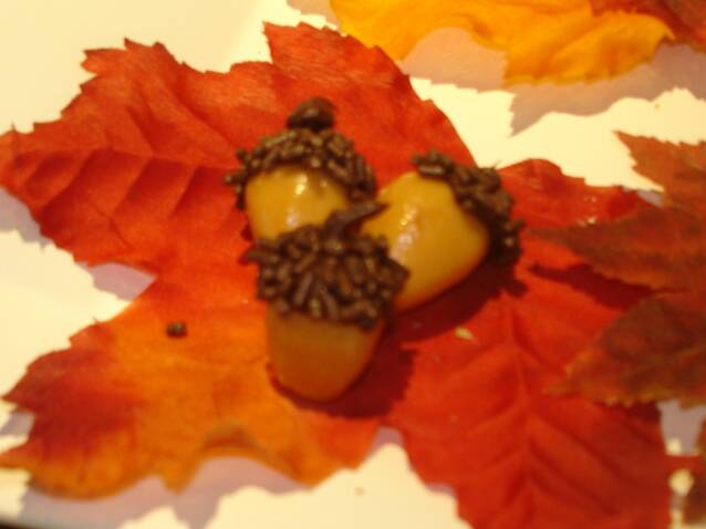 Edible Caramel Acorns