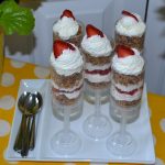 strawberry yogurt pop up treats
