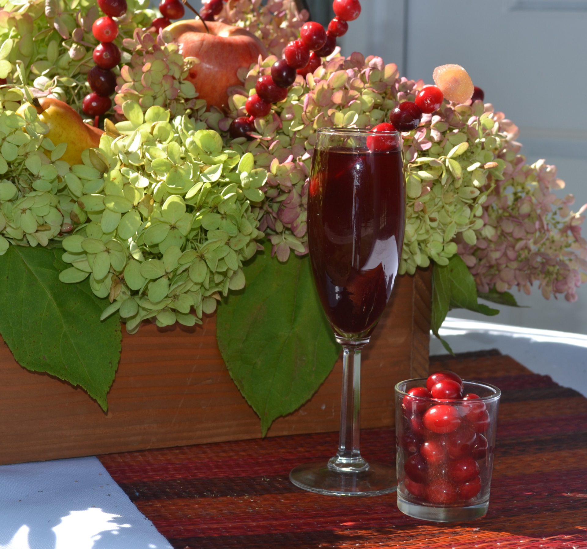 cranberry Ginger punch Cranberry tablescape
