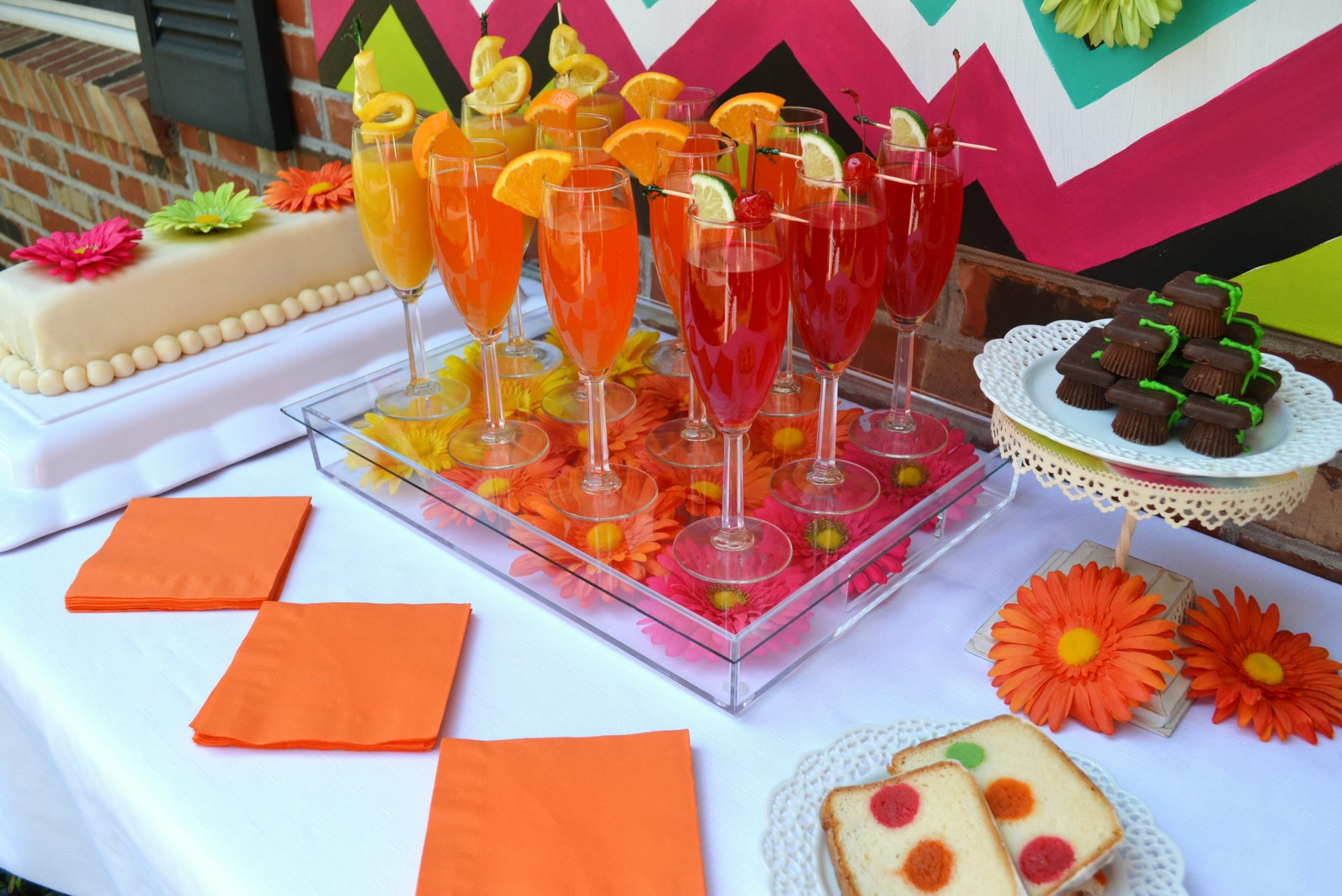 Graduation Dessert Table Ideas|Video - Liz Bushong