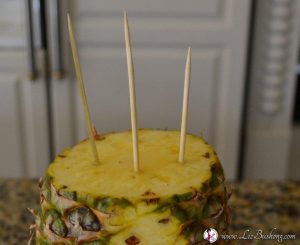 7 Steps to Create Pineapple Owl Centerpiece