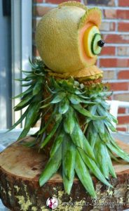 7 Steps to Create Pineapple Owl Centerpiece