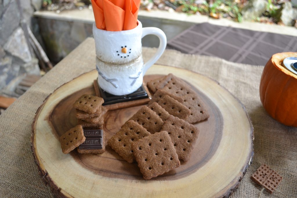 smore pumpkin dessert buffet:marshmallow centerpiece|www.lizbushong.com