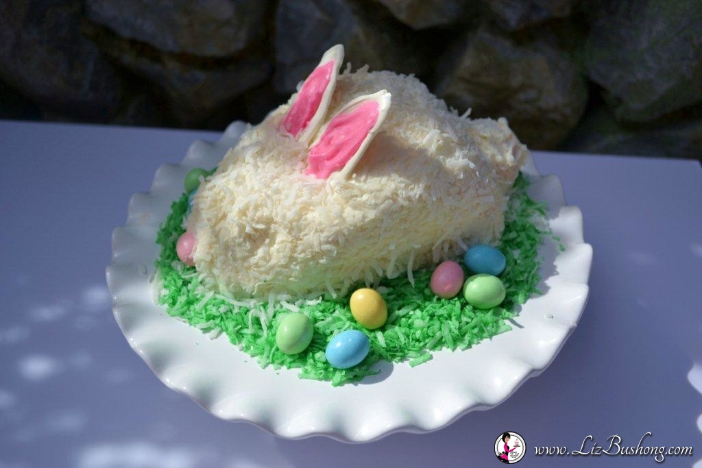Easter Bunny Cake-finished-www.lizbushong.com