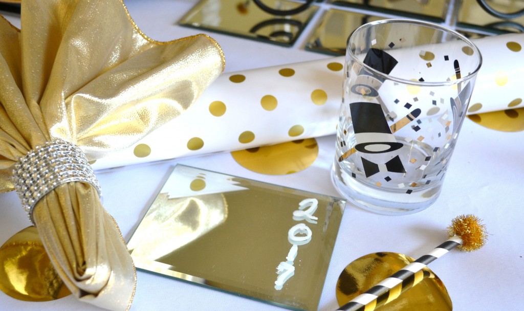 Gold, Black & White New Year's Table Idea - Liz Bushong