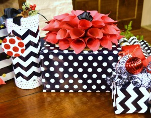 http://lizbushong.wpengine.com/wp-content/uploads/2016/12/Christmas-gift-wrapping-black-white-red-scheme-lizbushong.com_.jpg