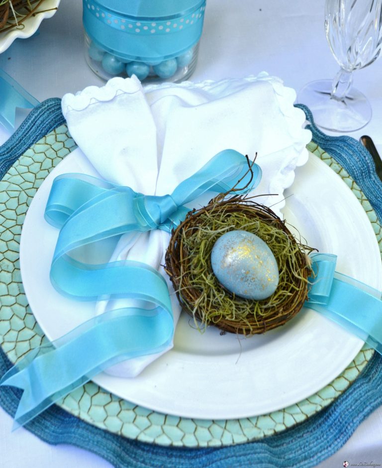 DIY Natural Dye Robin Blue Eggs