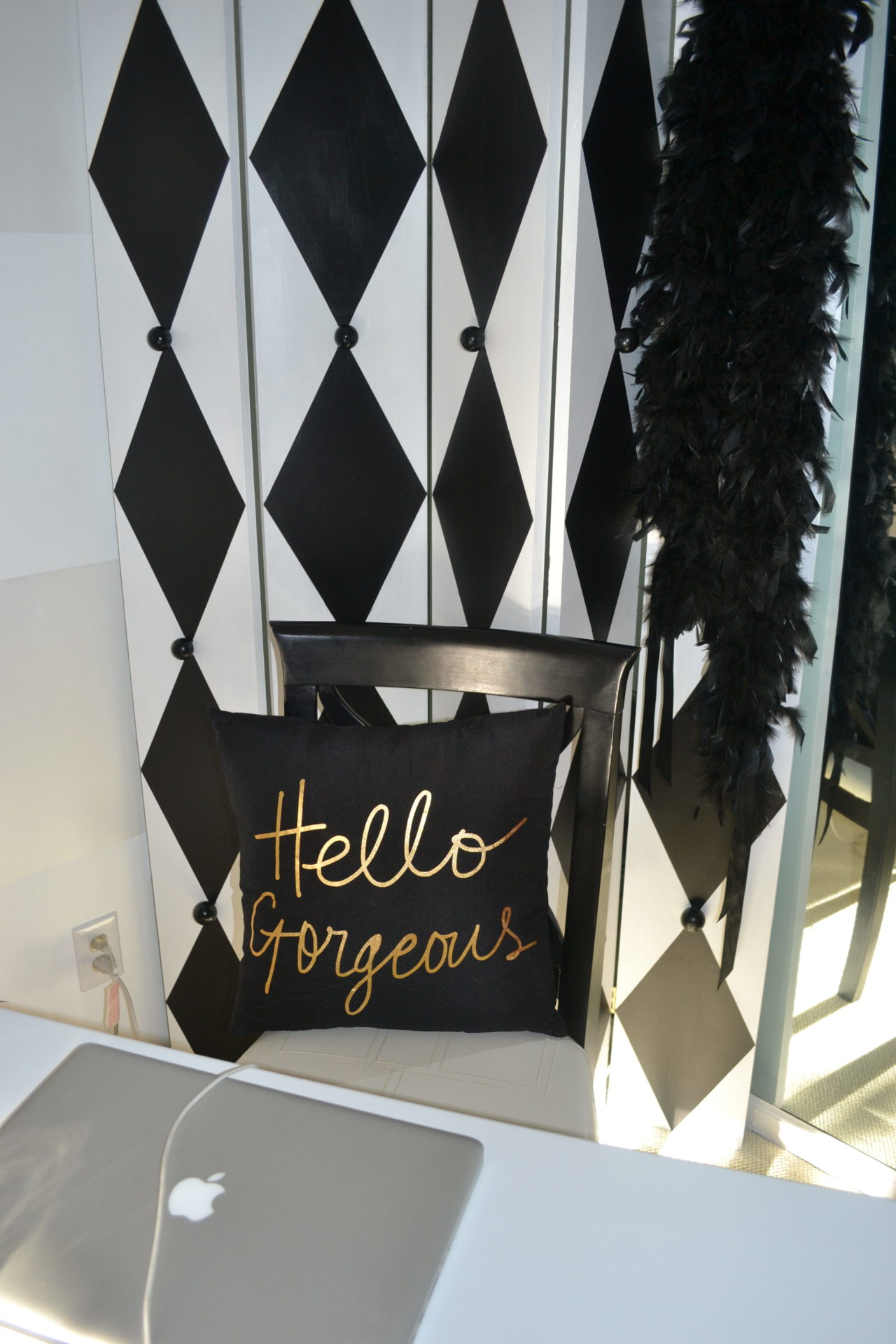 black and white office decor