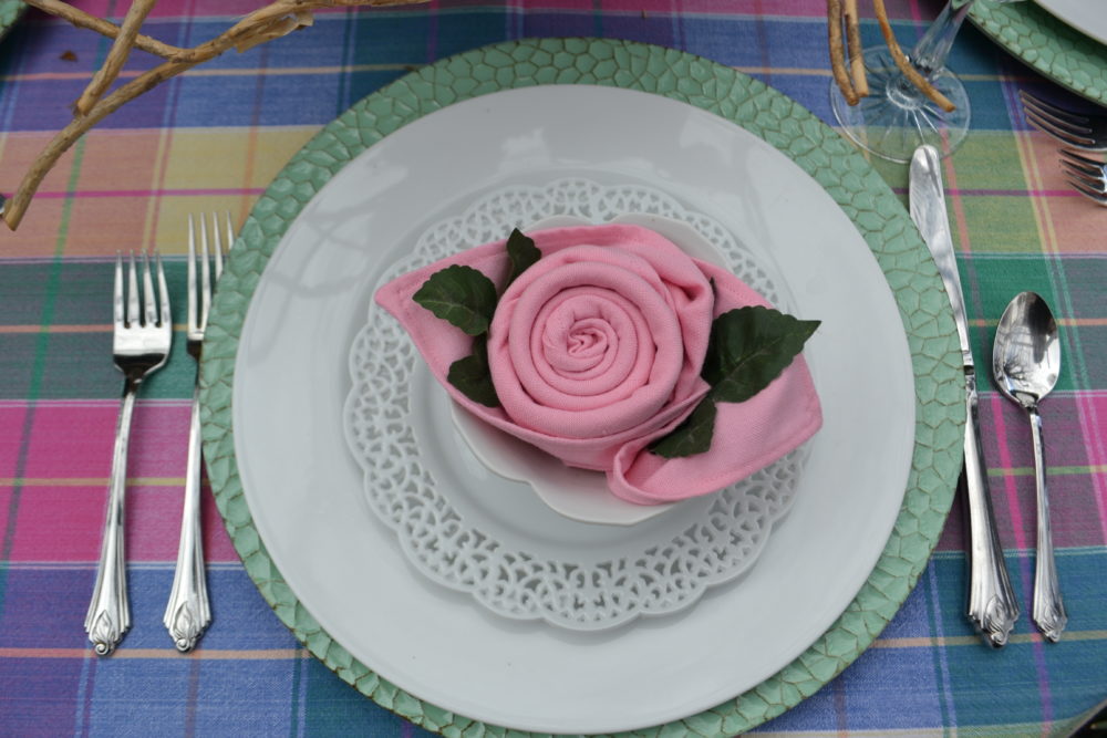 Rose Napkin Fold-lizbushong.com