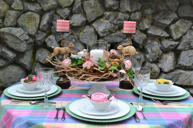 Spring Easter Tablescape Ideas