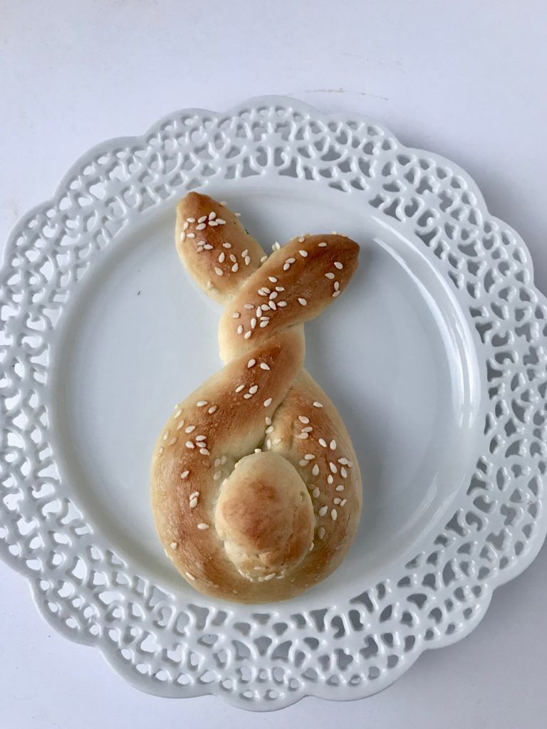 Quick Easter Bunny Shaped Rolls