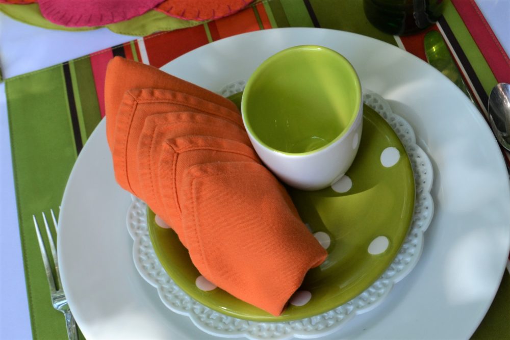 Pineapple Napkin Fold-placesetting-lizbushong.com