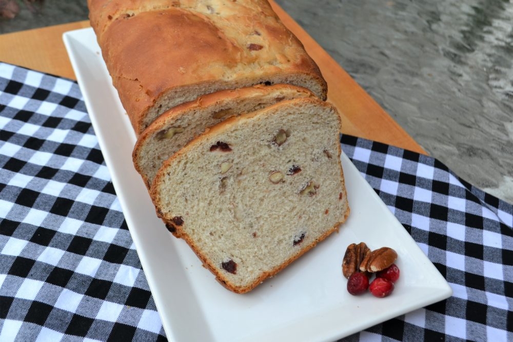 Cranberry Pecan yeast bread-lizbushong.com