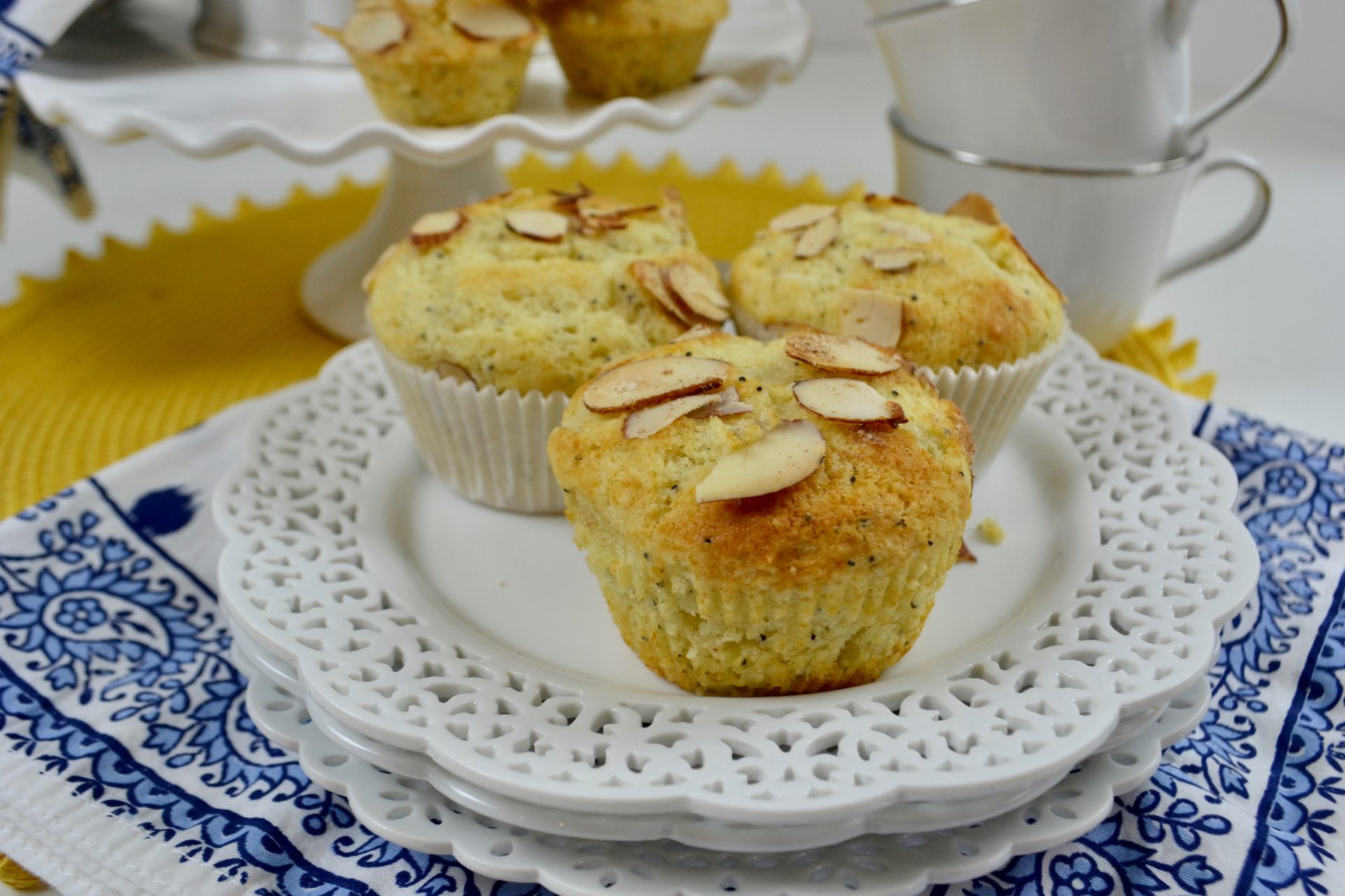 Almond Poppy Seed Muffins Set- lizbushong.com