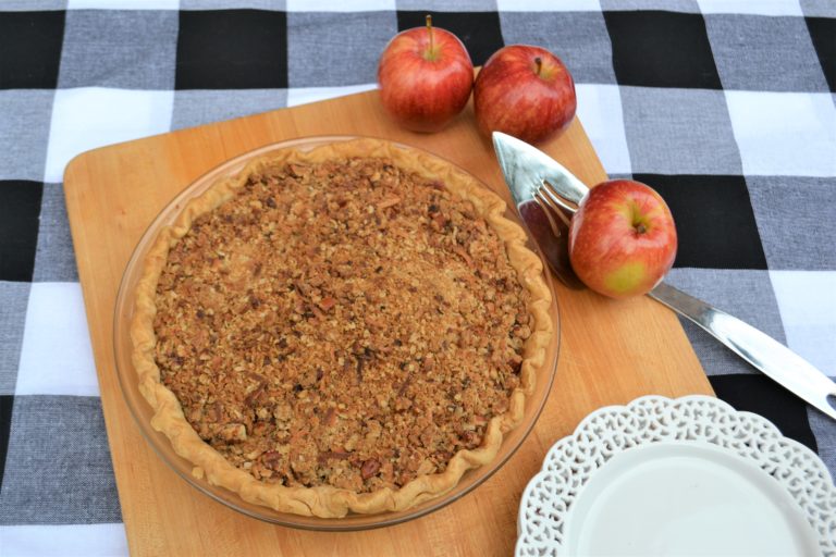 Best Apple Crumble Topped Pie Recipe