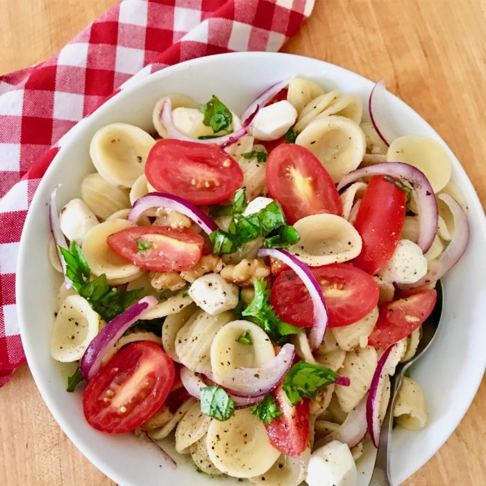 orecchiette caprese salad lizbushong.com