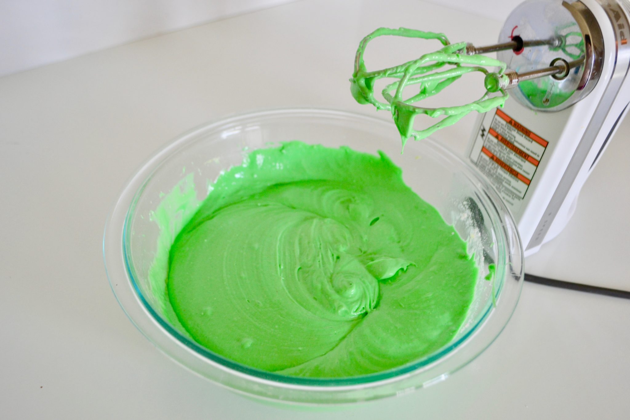 Easy Pistachio Swirl Cupcake Recipe - Liz Bushong