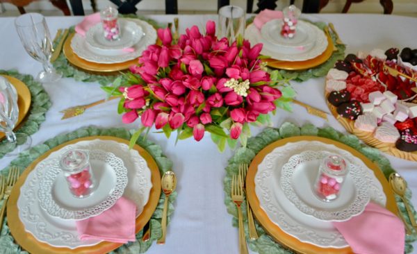 How to set a pretty Spring Table lizbushong.com