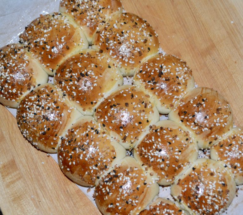 Everything Dinner Rolls lizbushong.com