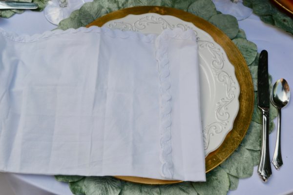 DIY Peony Napkin Fold lizbusong.com