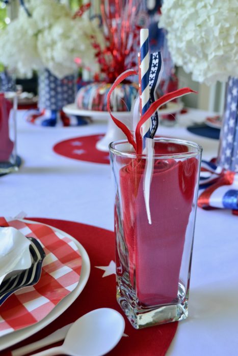 4th of July Firecracker Napkin Fold Placesetting lizbushong.com