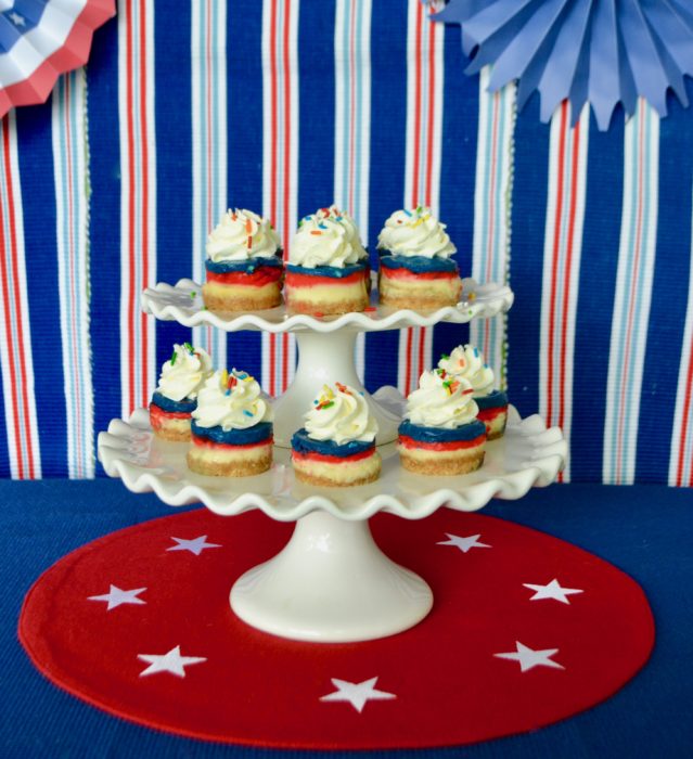 Mini Red, White, Blue Cheesecakes Lizbushong.com