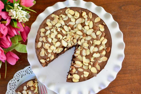 Gluten Free Chocolate Almond Cake lizbushong.com