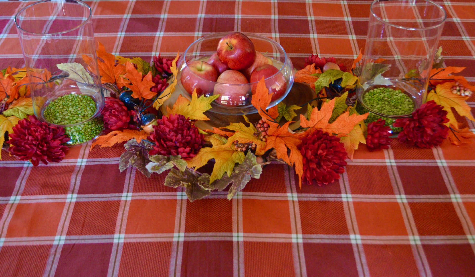 10 Minute Harvest Table Runner Table-scape Idea - Liz Bushong