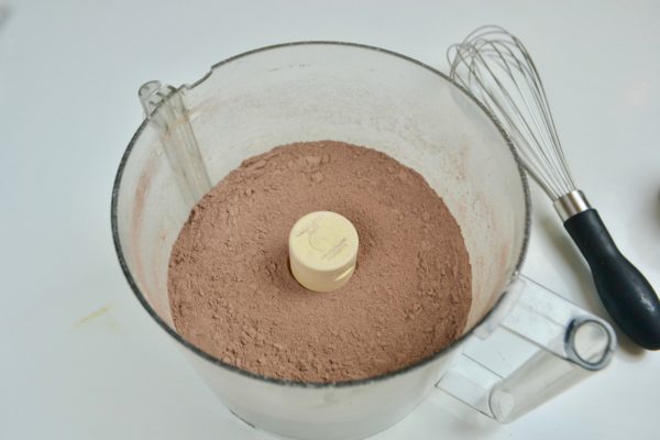 How to Make Mocha Hot Chocolate Bombs lizbushong.com