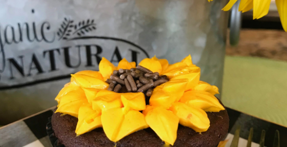 How to make sunflower cupcakes izbushong.com