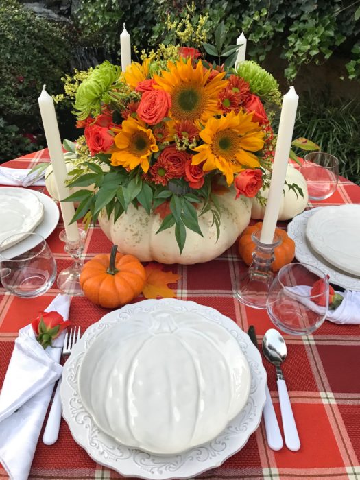 How to Make Pumpkin blooming centerpiece/tablesetting lizbushong.com