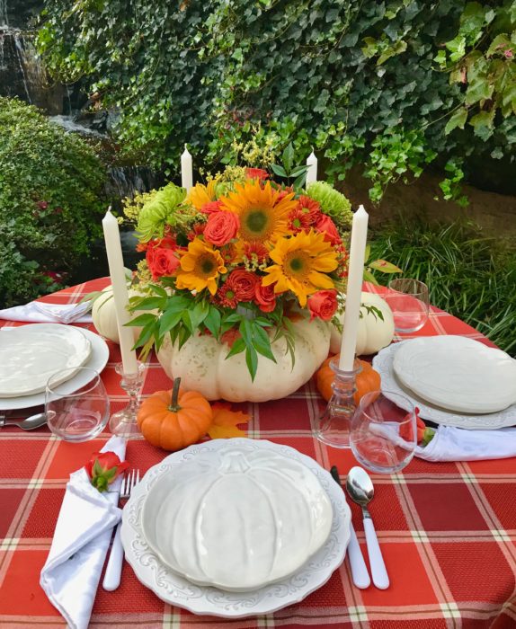 How to Make Pumpkin blooming centerpiece/tablesetting lizbushong.com