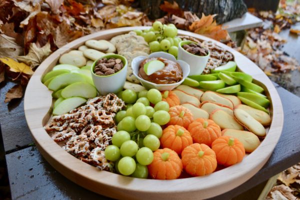 How to make Fall Snack Board lizbushong.com