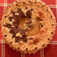 How to make a turkey shaped pumpkin pie lizbushong.com