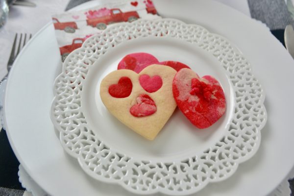How to make Valentine Butter Cookies lizbushong.com