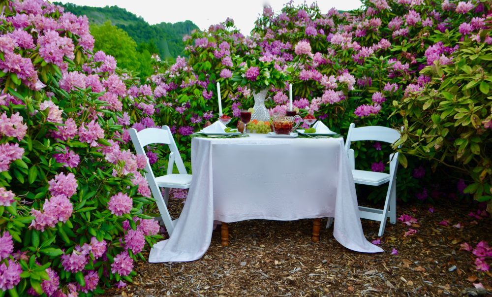 Rhododendron Table Setting for 2 lizbushong.com