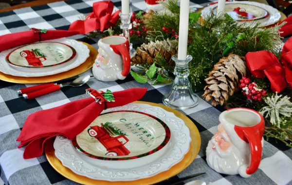 How to Set a Red Truck Tablescape for Christmas Brunch, lizbushong.com