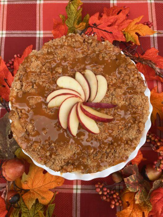 Fall Caramel Apple Cheesecake lizbushong.com