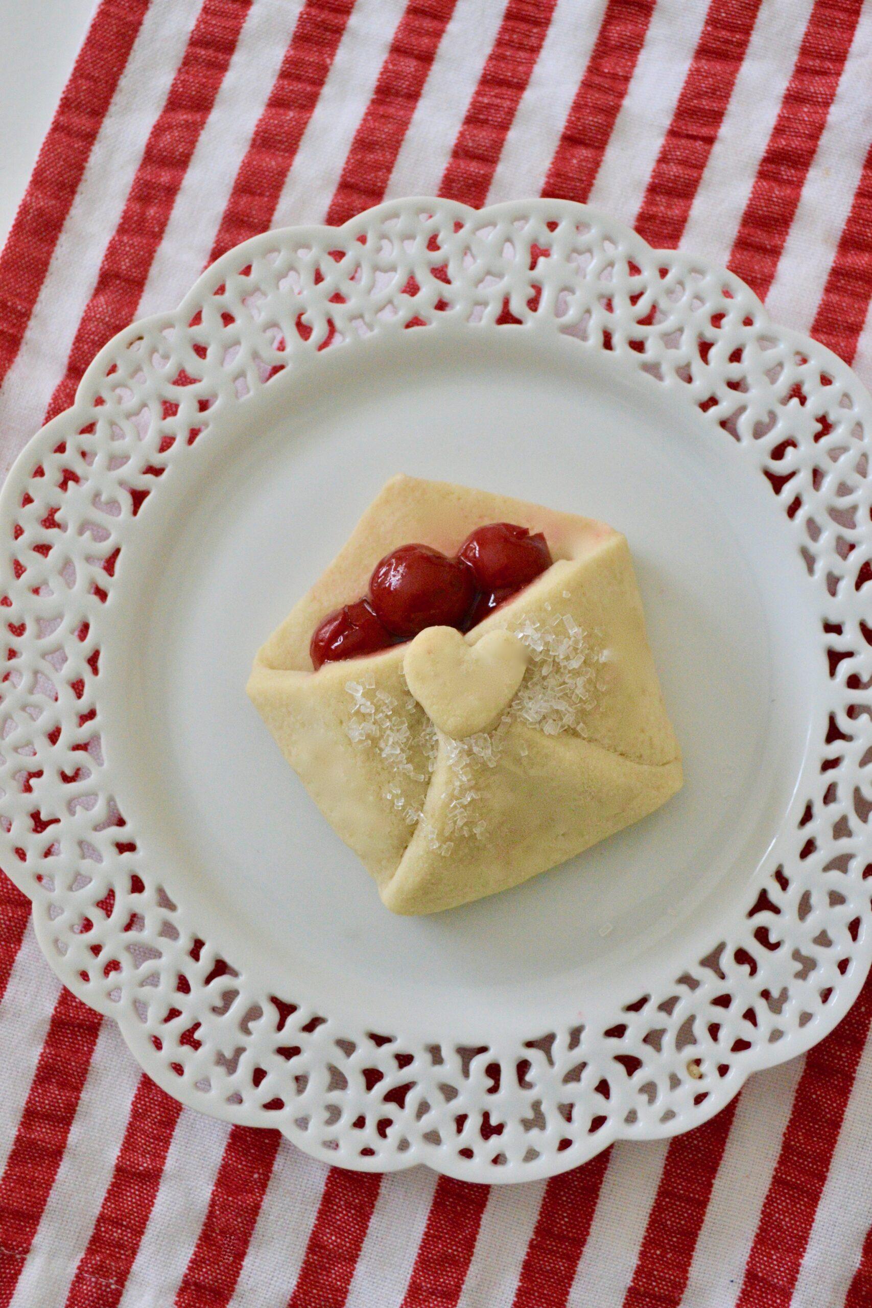 How to make Cherry Envelope Cookies lizbushong.com