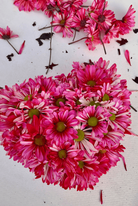 Heart Daisy Centerpiece lizbushong.com