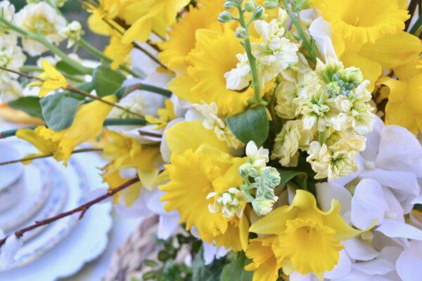 How to make daffodil centerpiece lizbushong.com