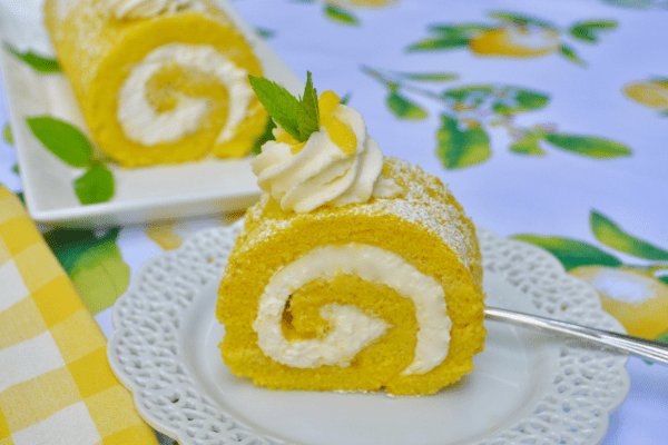 Lemon Cream Cake Roll