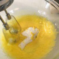 How to make Vertical sponge cake beating eggs and sugar for jelly roll cake lizbushong.com