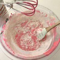 How to make Vertical sponge cake batter adding flour lizbushong.com