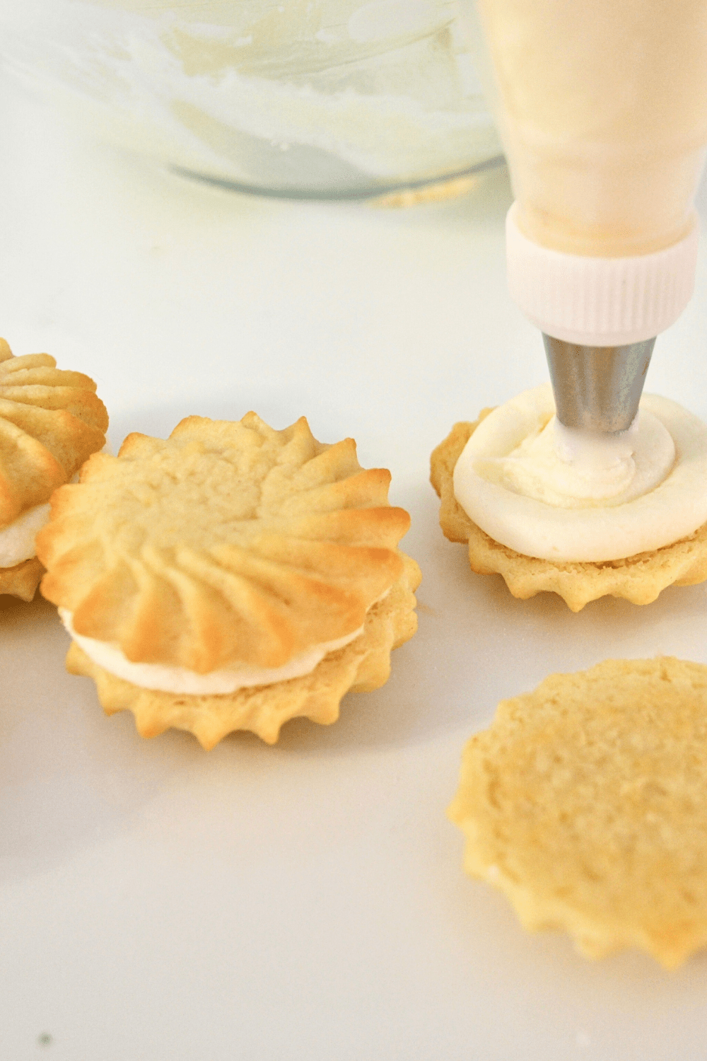 How to Make Lemon Cookies with lemon Cream Filling