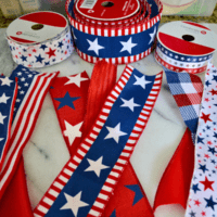 How to make a Patriotic Ribbon Wreath-Ribbon Selections lizbushong.com