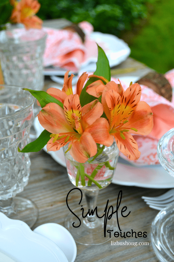 How to Make Simple Southern Peach Themed Table Mini Floral Centerpieces 