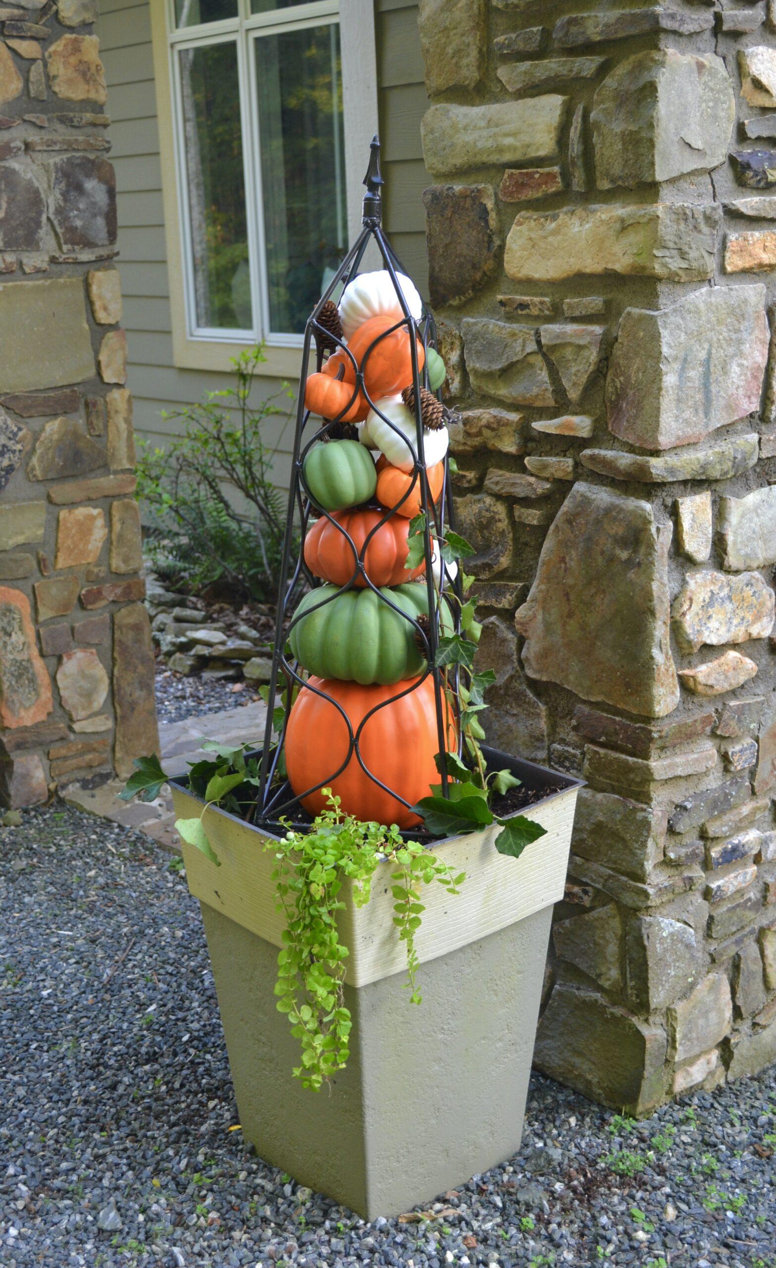 How to make pumpkin garden art 