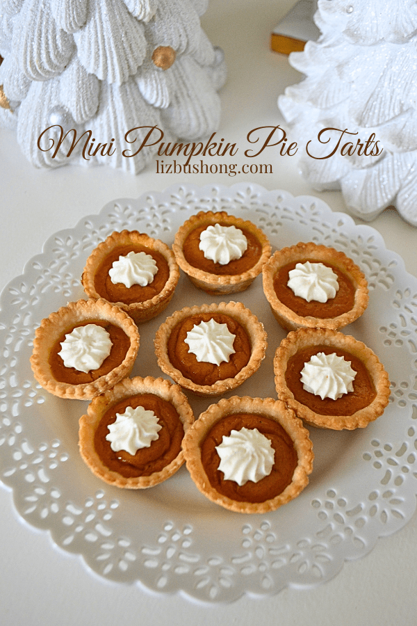 Christmas Mini Pumpkin Pie Tarts lizbushong.com