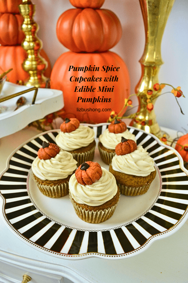 How to make pumpkin spice cupcakes edible pumpkin garnish lizbushong.com